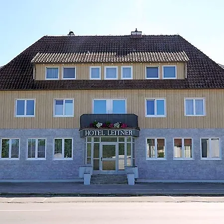 Leitner Hotel *